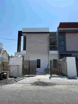 di Jual Rumah Sutorejo Bagus Baru