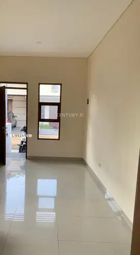 Rumah Nyaman Dengan Posisi Hoek Di Ciganitri Bandung