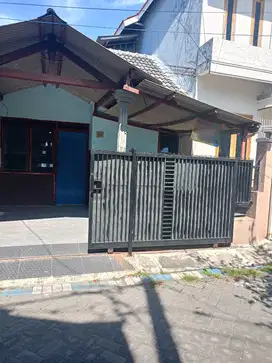 Dikontrakkan rumah di Sidokare Sidoarjo
