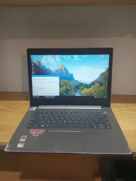 Lenovo IP330-14AST AMD A9-9425 Gen7 DDR4 4GB SSD 256GB 14  2 Jam
