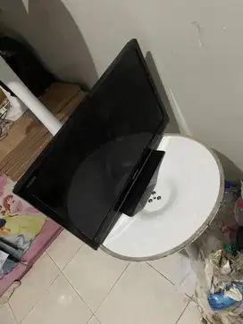 TV sharp 24 inc