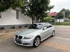 BMW 320i E90 LCI