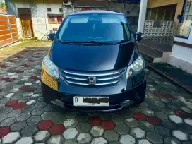 Honda Freed PSD 2012