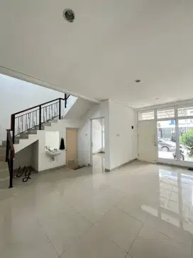 Sewakan Cepat Rumah 2 Lt Cluster Metland Cakung Jakarta Timur.