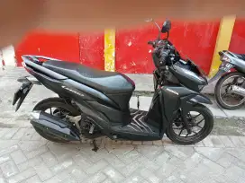 Jual vario 125 km 26 rb kondisi sgt bagus orsinil cat samsat kdg cowek