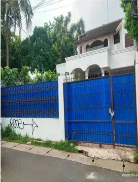 Di jual rumah cocok utk tempat usaha di kemang pondok labu jaksel