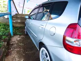 Honda Jazz 2004 Bensin