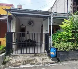 RUMAH SIAP HUNI DI PLAMONGAN INDAH SEMARANG