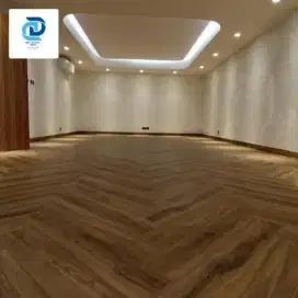 Lantai vinyl SPC parquet plank motif kayu murmer berkualitas