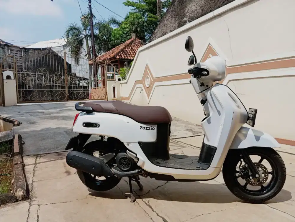 Yamaha fazzio lux 2024 km rendah ss lengkap pajak on