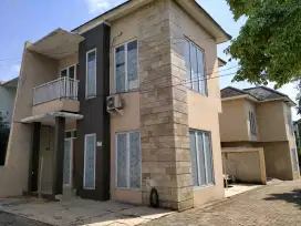 Jual Rumah 2 Lantai Dalam Cluster Jagakarsa Jakarta Selatan SHM
