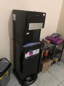 Dispenser Toshiba