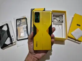 Poco F4 GT 12/256 Yellow
