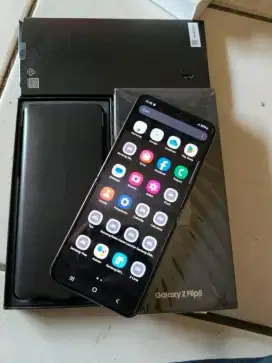 Samsung Z Flip 5 512Gb Sein