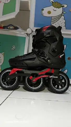 Sepatu Roda Urban