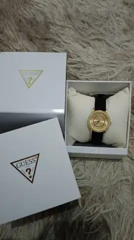 Dijual jam guess