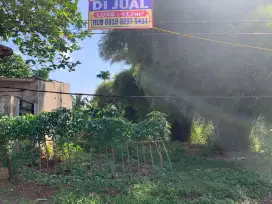 Tanah pinggir jalan akses mobil dan dekat perumahan elit