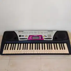 Keyboard - piano - yamaha