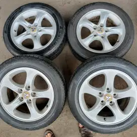 Velg original Mitsubishi grandis ring 16 5x114,3 ban 205/55 R16 4pcs