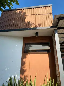 Dijual rumah siap huni lokasi strategis perumahan