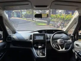 nissan serena hws