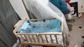 Tempat tidur baby/ranjang baby