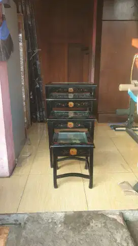 1970s Vintage Chinese Hand Painted Nesting Tables in Black Set of 4