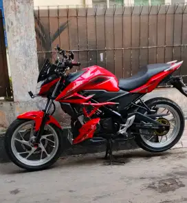Jual motor CB150R tahun 2015