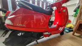 Vespa Lx 2020 warna merah