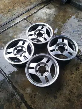 Velg Escudo OEM PNP Jimny Katana Vitara Escudo Taft Feroza