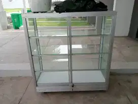 Etalase Usaha Like New