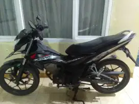 DIJUAL MOTOR HONDA SONIC 150R