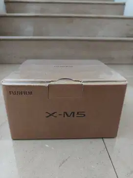 FUJIFILM X-M5 XM5 Body Only Kamera Mirrorless Garansi Resmi