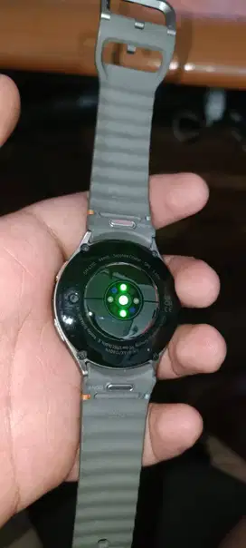 DIJUAL SAMSUNG GALAXY WATCH 7 44 MM - GREEN - MULUS