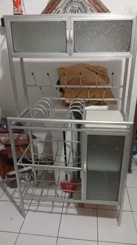 Rak piring serbaguna