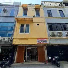 Murah DI BAWAH Harga Pasar  Dijual Ruko Surya Inti Permata