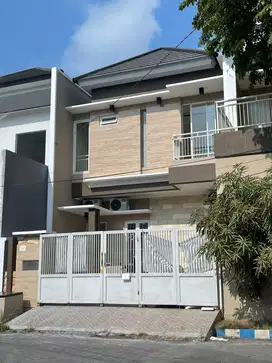 Rumah Minimalis 2 Lt Dekat Galaxy Mall Dekat Kampus C UNAIR