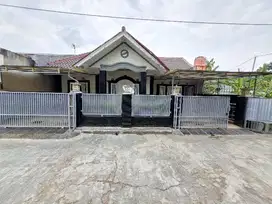 rumah strategis deket pintu tol dan rumah sakit sari asih