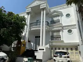Rumah Hook Cantik Jual cepat Full Renovasi di BGM Pantai Indah Kapuk