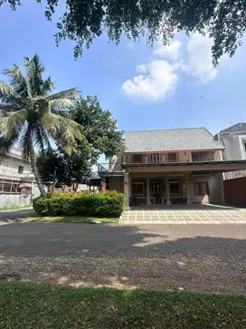 Dijual Rumah Hoek 2 Lantai di Sutera Kirana