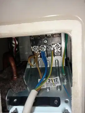 Jasa Bongkar pasang AC service kulkas dan water heater