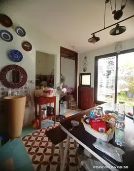 Dijual rumah lama 3 menit dari pintu tol Brigif Cinere ,