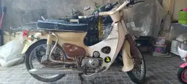 Honda C70 tahun 82