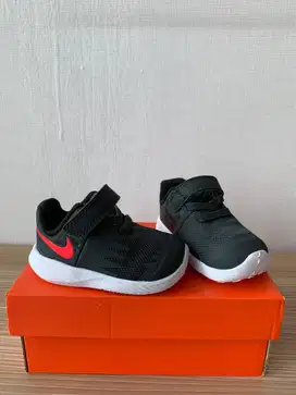 Nike Star Runner TDV Baby Shoes – Original Size 2C | Hitam Merah