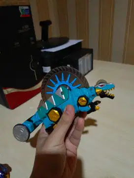 mainan dino robot bakuryuu dimenokodon