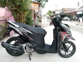 Vario 2014 pajak hidup