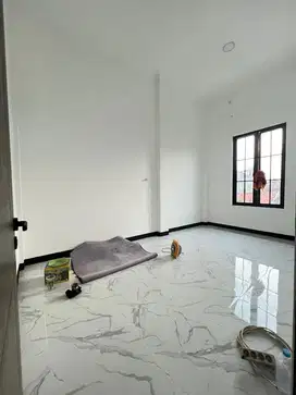 Jual Rumah Babatan Pantai.  Dkt Pakuwon City