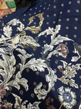 Pashmina bunga wanita