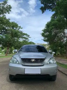 Harrier Lpremium 2010 Siap pakai murah!!