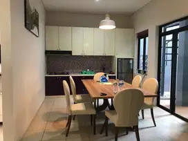 Jual Rumah KBP Tatar Lokacitra dengan Kolam Renang Indoor